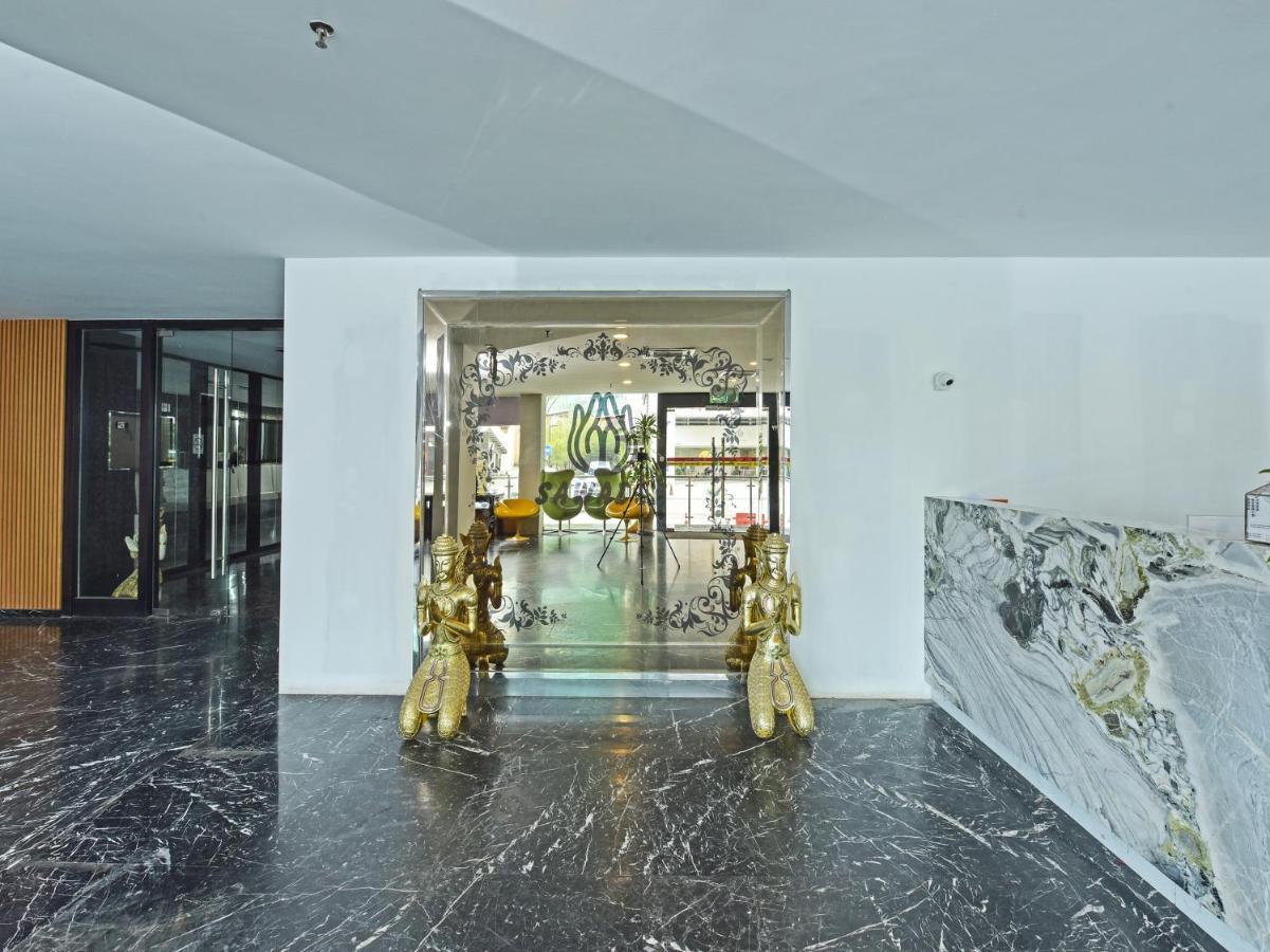 Capital O 90130 Sawadee Hotel Johor Bahru Exteriör bild