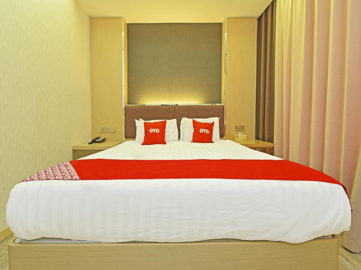 Capital O 90130 Sawadee Hotel Johor Bahru Exteriör bild