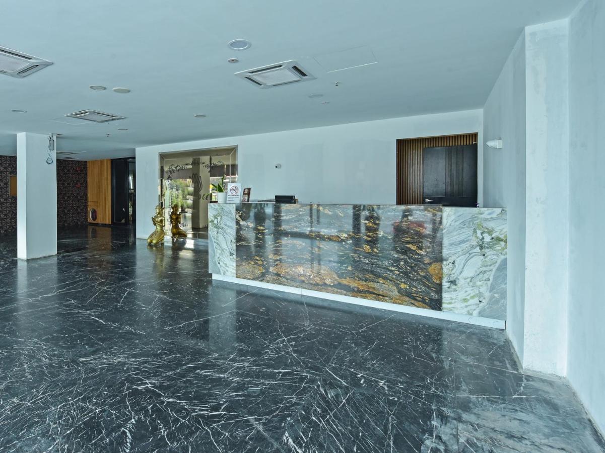 Capital O 90130 Sawadee Hotel Johor Bahru Exteriör bild