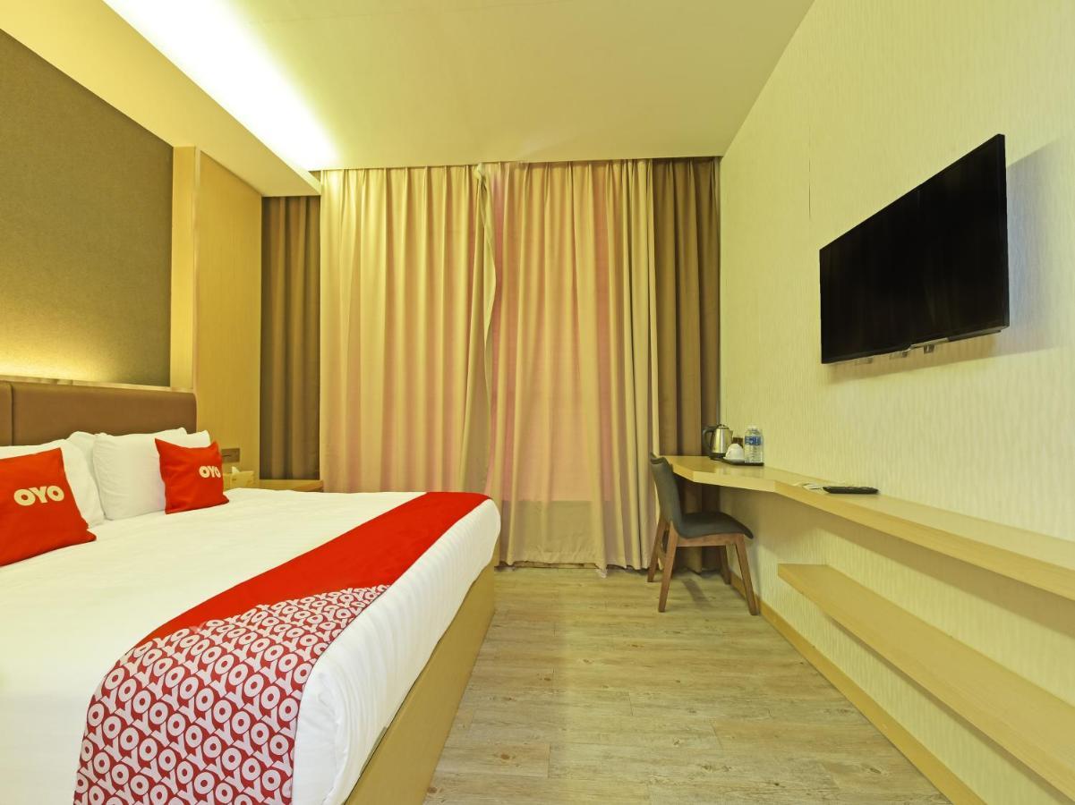 Capital O 90130 Sawadee Hotel Johor Bahru Exteriör bild
